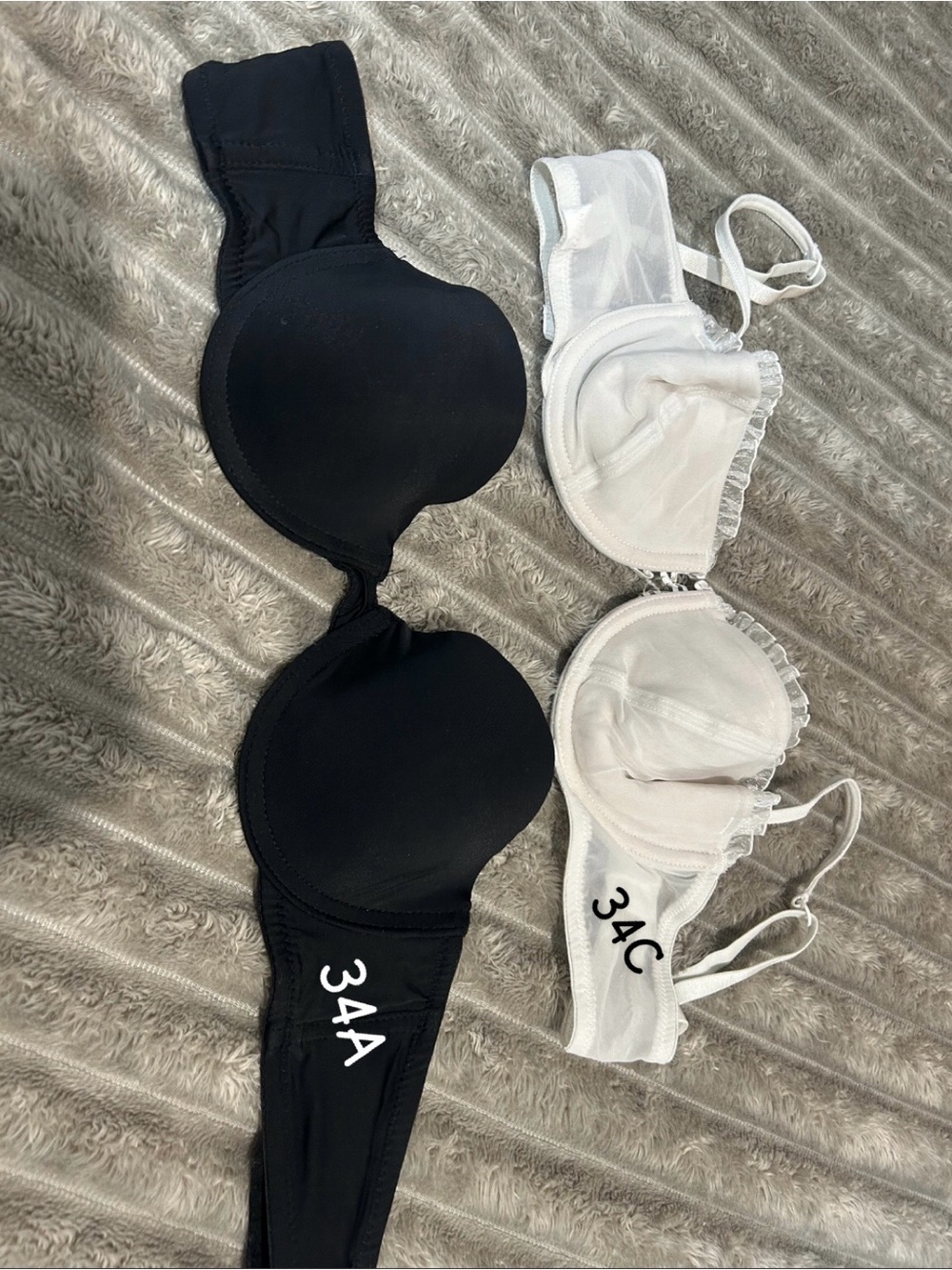 Two Bras Set - Black and White